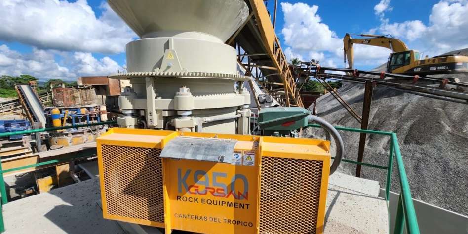 GÜRSAN & ROCK EQUIPMENT INC. K950 DOMİNİK CUMHURİYETİ KURULUMU