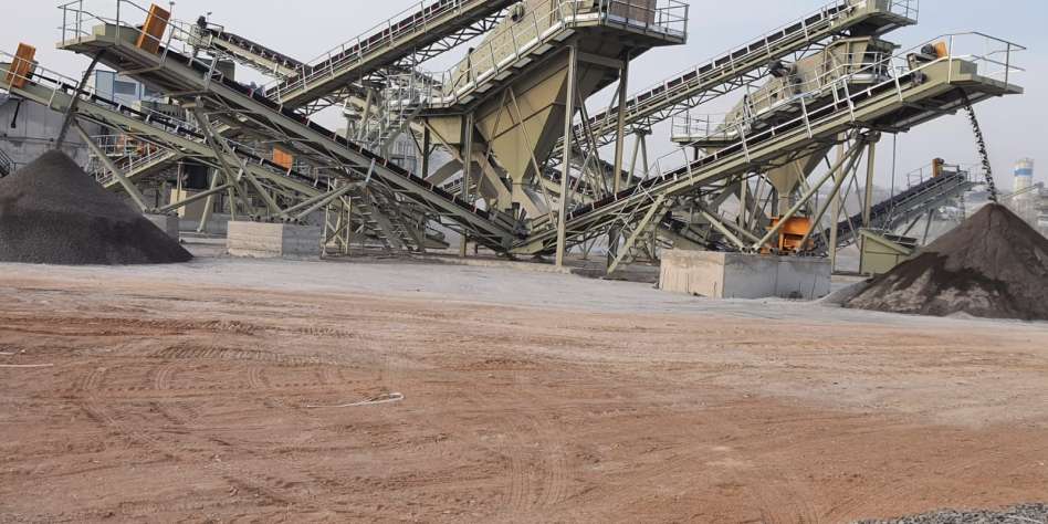 300 TON/SAAT GRANİT YIKAMALI KIRMA ELEME TESİSİ KURULUMU